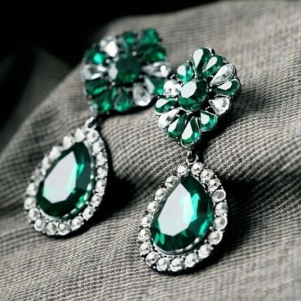NEW Emerald Green Gold Crystal Alloy Drop Earrings